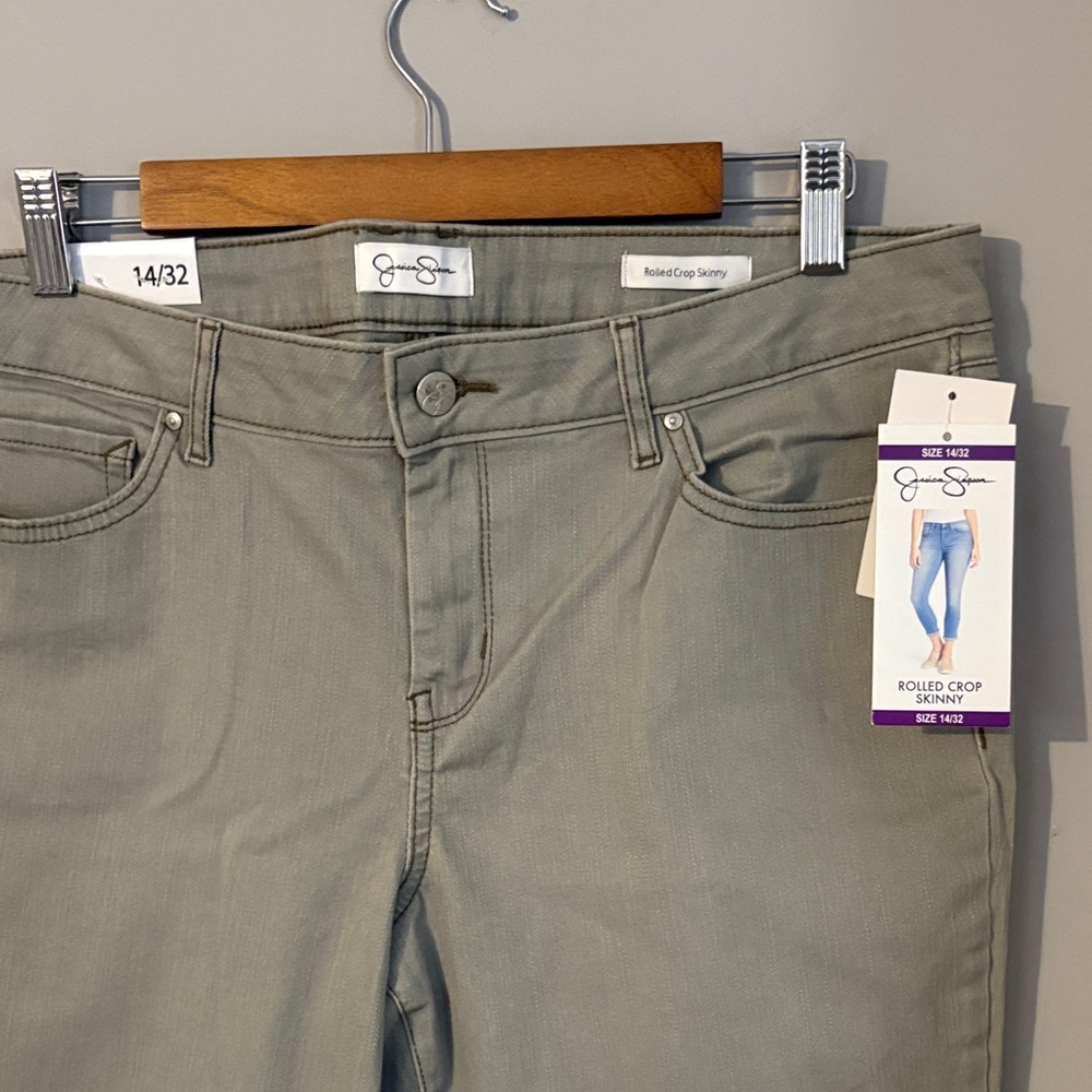 NWT Jessica Simpson Olive-Green Rolled Crop Skinny Jeans